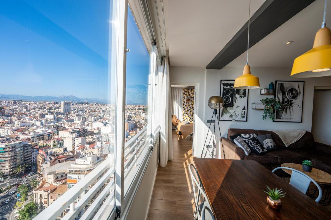 Charming Downtown Skyscrapper Alicante Exterior foto